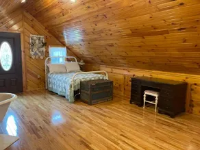 Farm Stay at Holly Haven Cabin -Graham Estates LLC - Image 4