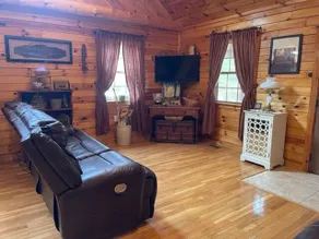 Farm Stay at Holly Haven Cabin -Graham Estates LLC - Image 3