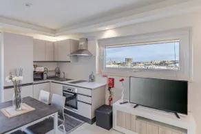 Terrace View-Stylish 2Bedroom Penthouse Ac-Wifi - Image 3