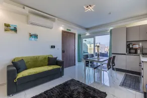 Terrace View-Stylish 2Bedroom Penthouse Ac-Wifi - Image 5