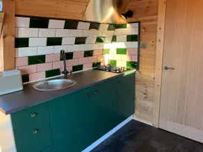 Coplow Glamping Pod & Hot Tub - Image 4