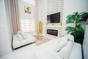 Entire Luxury 4-Bedroom Home with Indoor Fireplace- Near YEG Airport - Image 4
