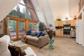 Forest Dream Retreat: A-Frame Cabin/Hot Tub/Games - Image 3