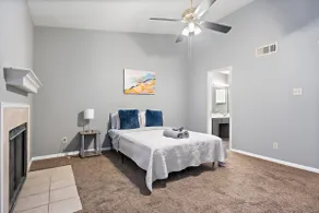 Spacious Townhome | Perfect for Extended Stays - Image 2