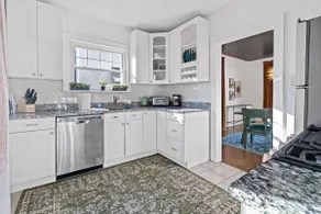 Peaceful Oakley Escape 2bd|Lg Priv Deck w views - Image 5
