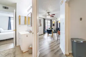 Modern, Cozy, Centrally Located Oasis 2BR/2BA - Image 3