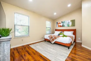 Cheerful 4BR Home W/ Washer & Dryer + Fireplace - Image 4