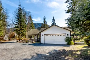 Paradiso Cottage w/Hot tub, 15 mins away from Mt. Rainier Park entrance - Image 2