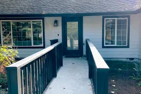 Paradiso Cottage w/Hot tub, 15 mins away from Mt. Rainier Park entrance - Image 3