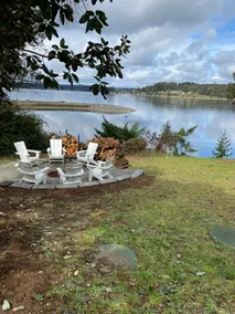 Magical Waterfront Cottage on Rocky Bay - Image 5