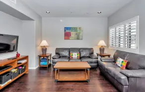 3-bedroom townhouse in Phoenix - Image 3