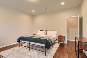 Serene 3BR Retreat near East Austin - Image 4