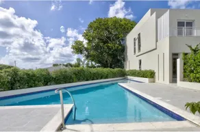 Stunning 3 BR condo Walk to Dover Beach & The Gap - Image 2