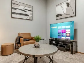 Loft in the heart of Downtown in Historic Building! - Image 5