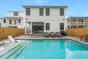 Latitude! New 8 Bedrooms! Beach! - Image 4