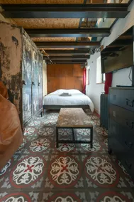 Beautiful air-conditioned loft in the center - Image 5