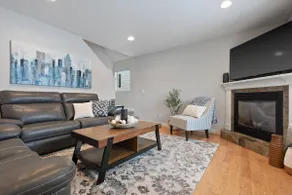 Charming Sanders Beach House — short walk to downtown and beach! - Image 5