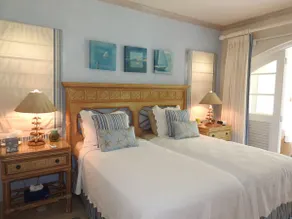 Executive 2 Bed Condo in Gated Resort with Pool! - Image 4