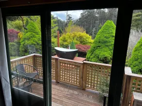 Romantic Wilderness Hideaway with Outdoor Bath - Image 2