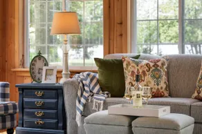 Charlevoix Lakefront Cottage - Image 2