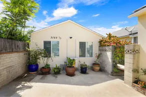 Pool | 3Br Hidden Gem (30 Day Min) - Image 3