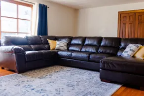 Spacious Home in Buena Vista - Image 3
