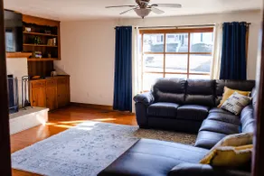 Spacious Home in Buena Vista - Image 4