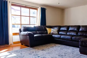 Spacious Home in Buena Vista - Image 2