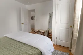 Newly renovated home -Title Town - Image 3