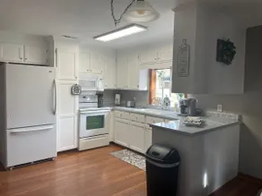 Farmhouse at Bald Mountain Farm - Image 5