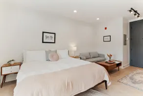 Eudora Welty Loft at Belhaven Town Center - Image 2