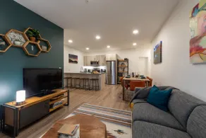 Mountain Vista Downtown Condo - Family Friendly - Image 2