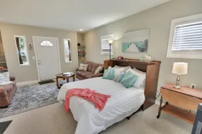 Willow Leaf Cottage - Image 3
