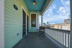 Cozy Flat, King size bed on Sealy, Walk to Strand! - Image 4