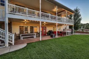5-STAR 3-BEDROOM ZION HOME w/ THEATER & HOT TUB! - Image 2