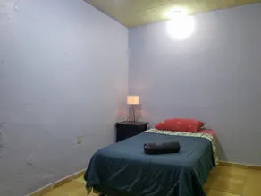 Complete house for workers, centrally located - Image 3
