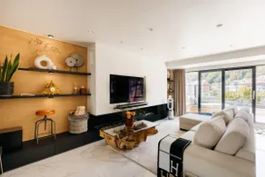 The Edgewater Suites RIVERSIDE - Image 2
