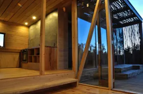Stage House - Image 4