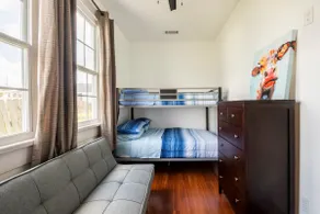 Beautiful Allen Toussaint Earhart Duplex - Image 5