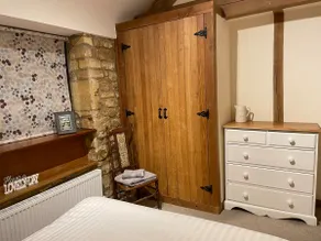 Character two bedroom cottage in Moreton-in-Marsh - Image 4