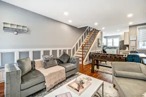 Spacious and Relaxing Townhome w/Patio -Sleeps 11! - Image 4