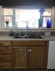 Beautiful 3 bedroom home with fire place - Image 3
