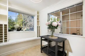 Lovely 2-bedroom Shadow Ridge townhouse - Image 3