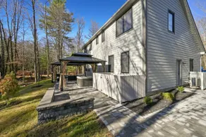New Construction - Lake Naomi 4 Bedroom Gem - Image 4