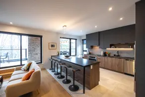 Penthouse at the foot of Mount Orford! Hot Tubs & Pool - Image 2