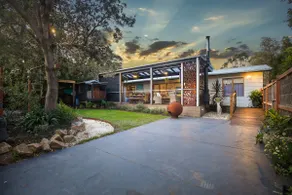 'Tides on Toorak' - Enormous Entertainment Area! - Image 2