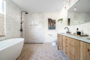 Koselig Hus with Cowboy Pool & Outdoor Shower - Image 3