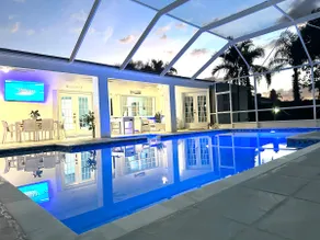 Villa in Miami with Heated Pool & Salt System - Image 2