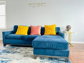 Modern 3BR Near EWR + NYC Free Parking - Image 3