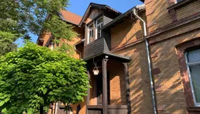 Stately apartment in villa - Image 4